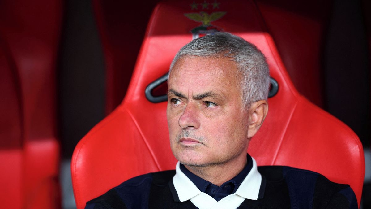 Nezdar, konec. Mourinho neustál neúspěch